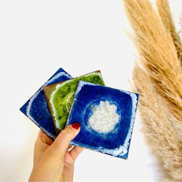 ANTHROPOLOGIE Molten Rock Geode Coaster Ceramic Glass Green Blue White Set 3 - Picture 1 of 5